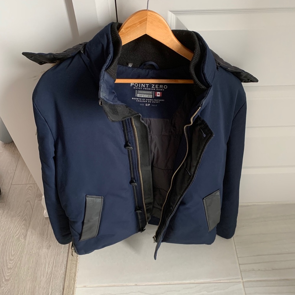 Hi I am selling my Power point winter coat!